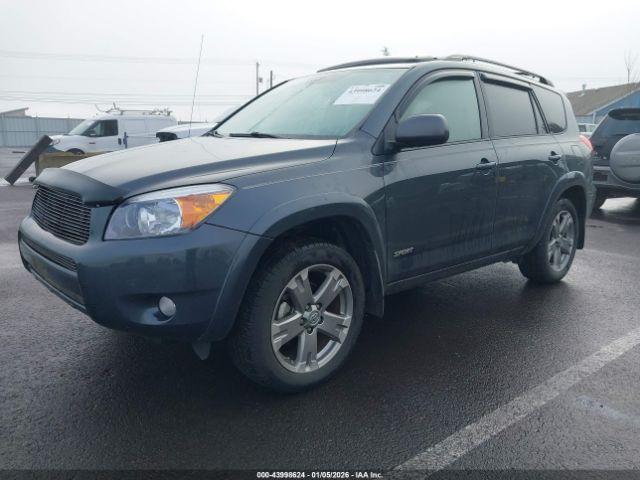 Toyota RAV4 Sport V6 Image 9