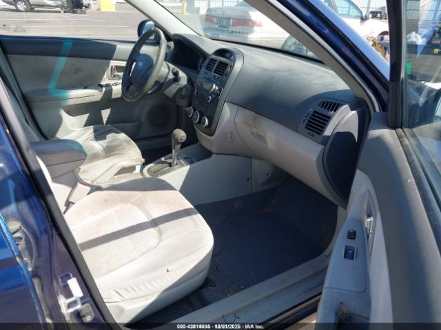 Kia Spectra Ex Image 6