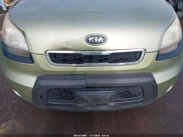 Kia Soul + Image 9