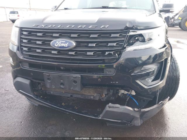 Ford Explorer Sport Image 12
