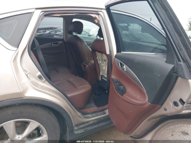 INFINITI Ex Journey Image 7