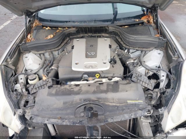 INFINITI Ex Journey Image 18