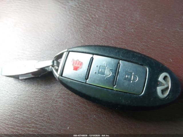 INFINITI Ex Journey Image 3