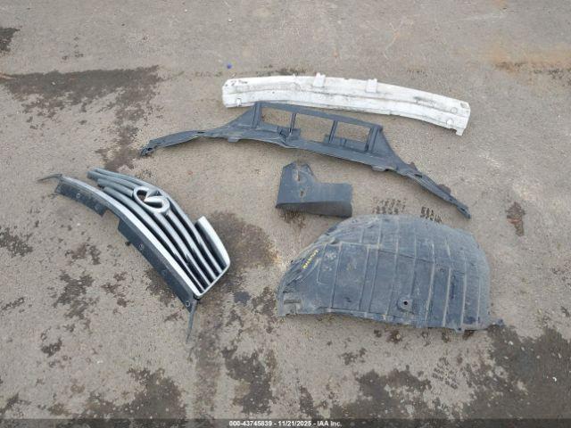 INFINITI Ex Journey Image 17