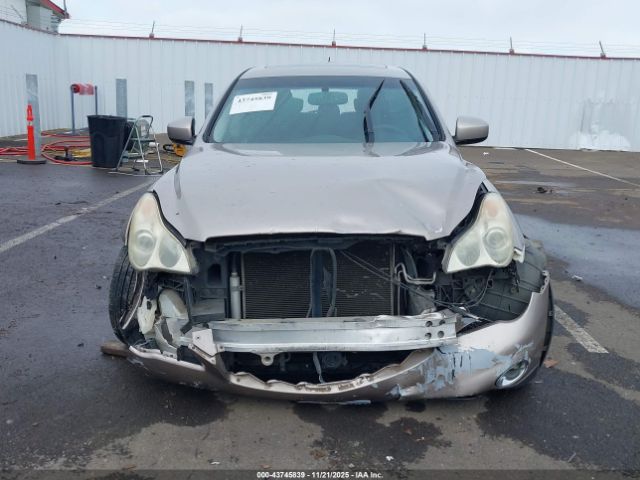 INFINITI Ex Journey Image 9