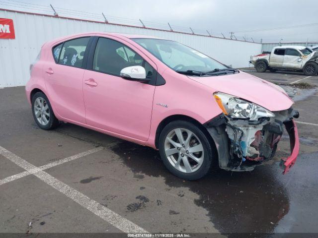  Salvage Toyota Prius c