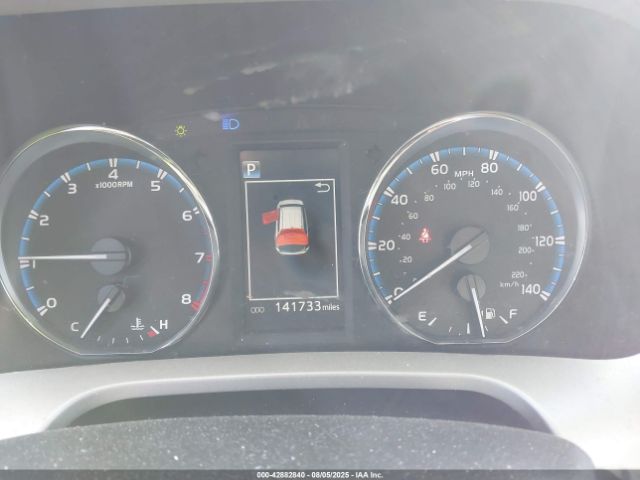 Toyota RAV4 Xle Image 10