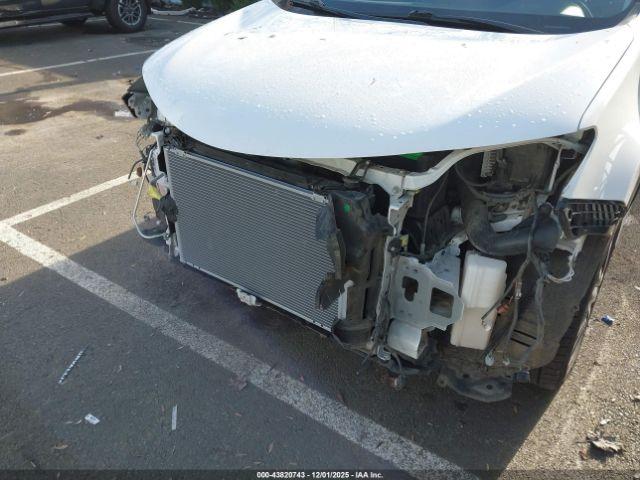 Toyota RAV4 Le Image 9