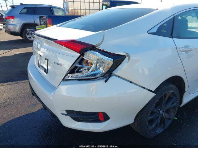 Honda Civic Sport Image 8