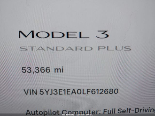 Tesla Model 3 Image 8
